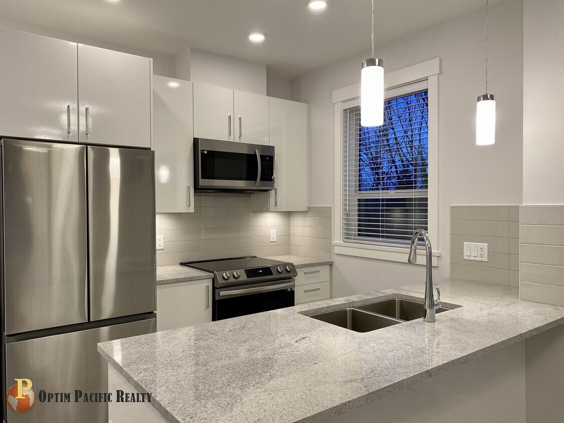 Photo principale - 32690-414 14 Ave