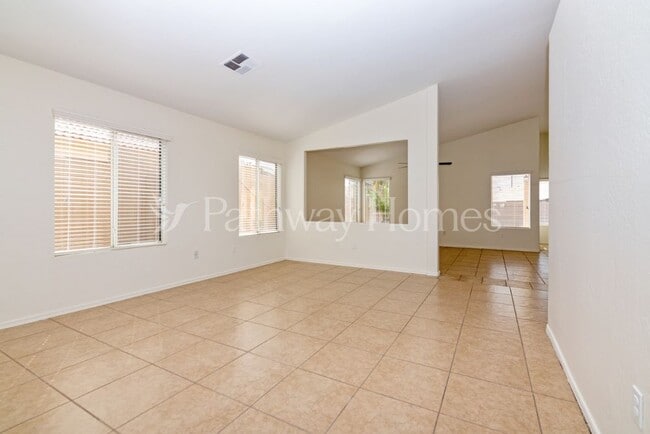 Building Photo - 7419 E Nido Ave