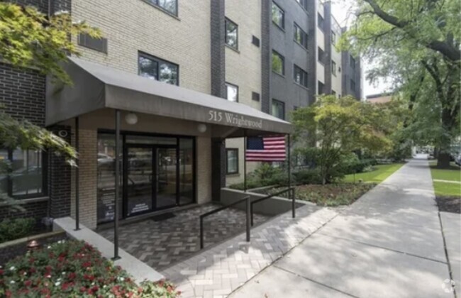 Building Photo - 515 W Wrightwood Ave