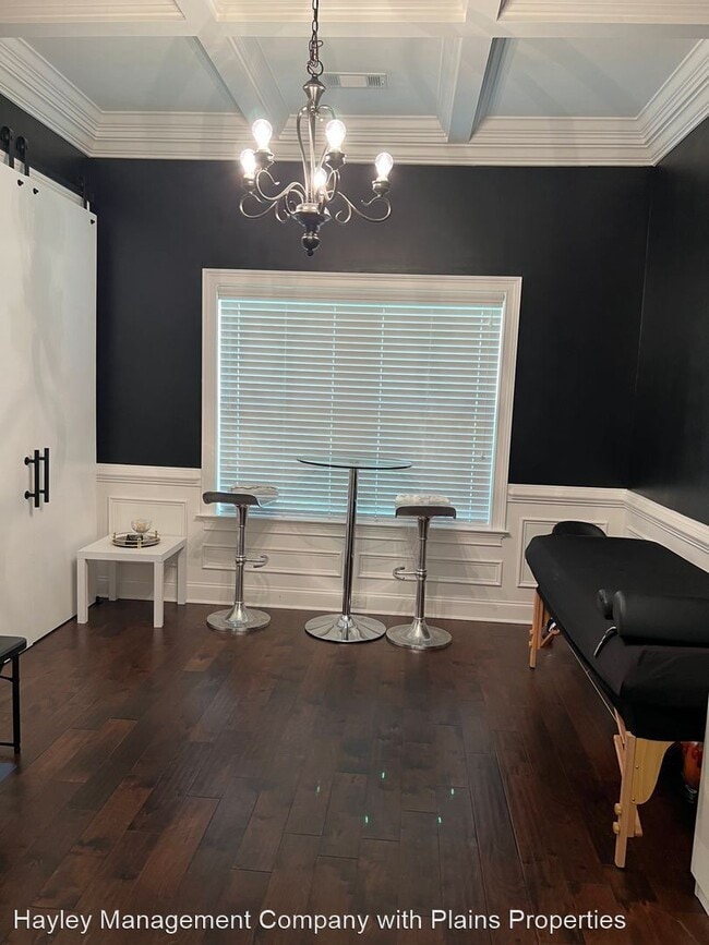 Building Photo - 4 br, 2.5 bath House - 2607 Salford