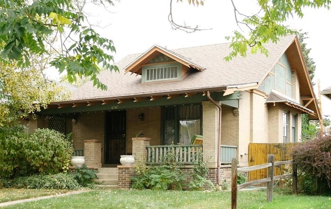 Photo - 2747 W Denver Pl House
