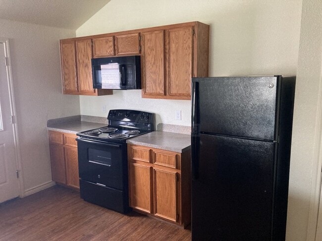 Building Photo - 5706 Lariat Ct
