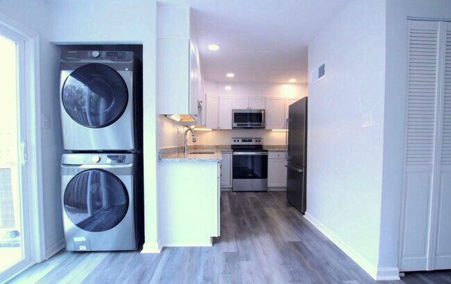 Building Photo - 603 Denton Cir