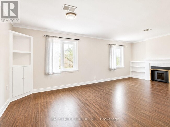 Building Photo - 316 Willowdale Ave