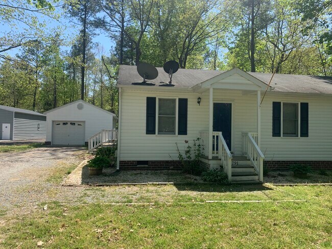 Front, driveway and garage - 791 Rosebud Run