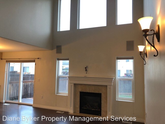 Building Photo - 3 br, 2.5 bath House - 307 Skwentna Drive #16