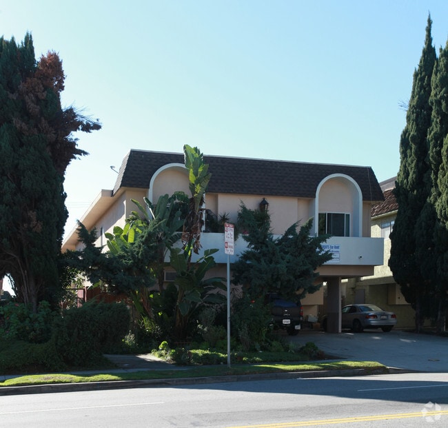 Foto del edificio - 1419 S. Bundy Dr