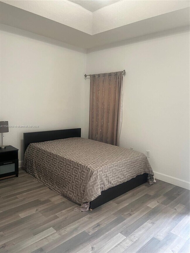 Foto del edificio - 22655 SW 102nd Ct