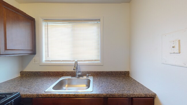 Foto del edificio - 4951 G St SE