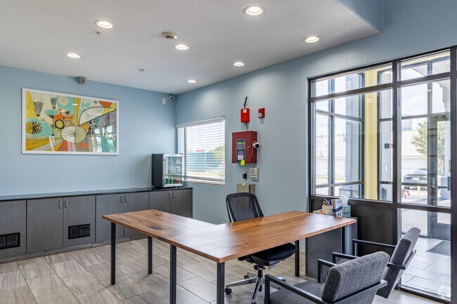 Leasing Office - Gruene Point