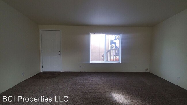 Building Photo - 10907 22nd Ave Ct E