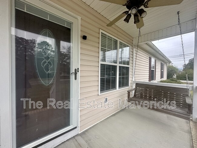 Building Photo - 695 Prater Rd