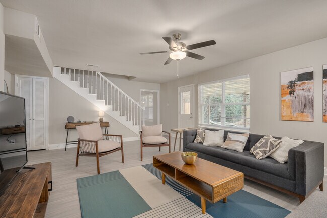 Foto del edificio - 11210 Cotillion Dr