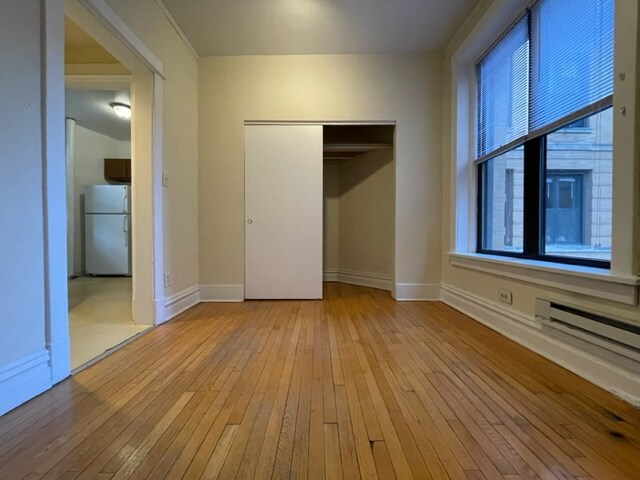 Foto del edificio - 428 W Belden Ave