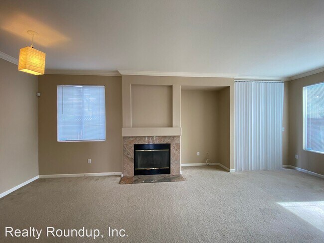 Foto del edificio - 3 br, 2.5 bath House - 8230 New Gateway Ln