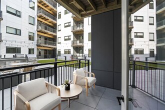 Building Photo - 1510 Belleville