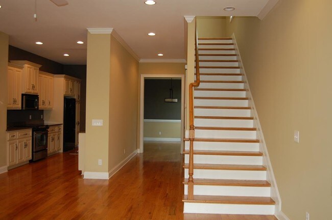 Building Photo - 115 Society Hill Dr SW