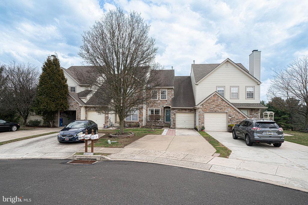 122 Suffield Ct, Chalfont, PA 18914 Townhome Rentals in Chalfont PA