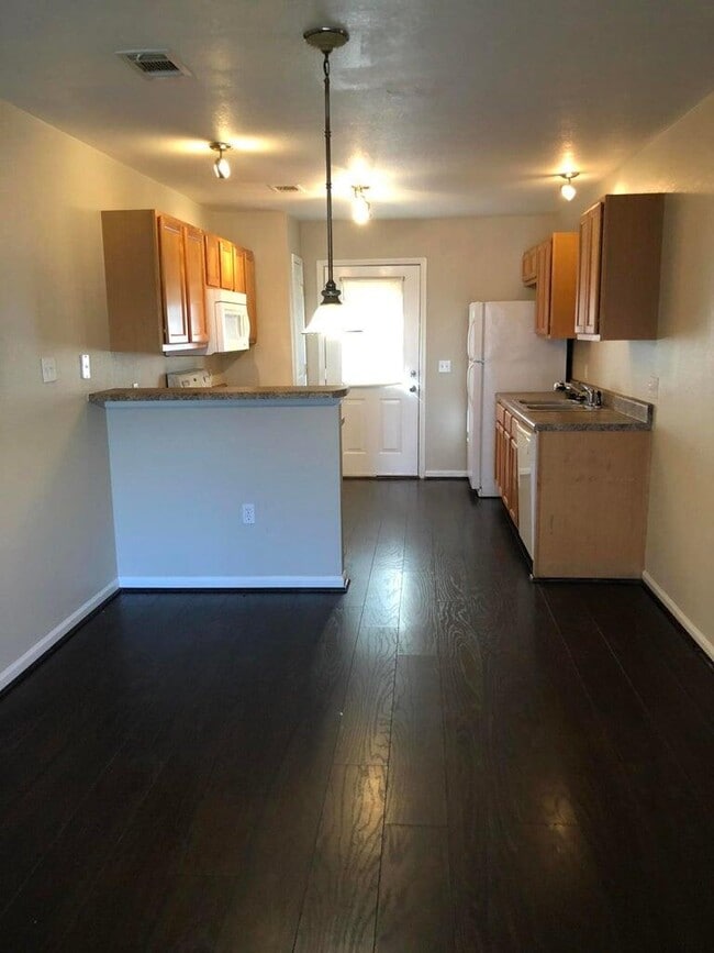 Foto del edificio - 1150 Airport Rd