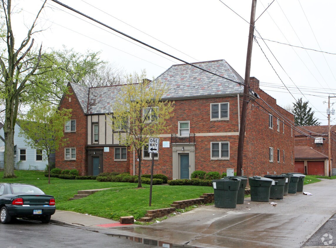 Building Photo - 883-890 Lilley Ave