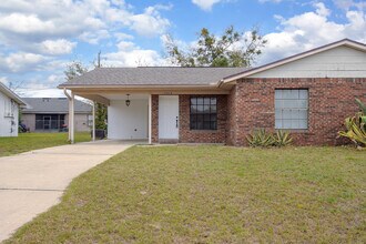 Building Photo - 142 Cascade St