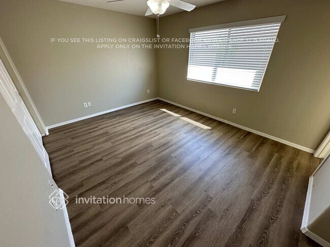 Building Photo - 7213 S 8th St