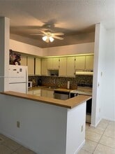 Building Photo - 10407 E Clairmont Cir