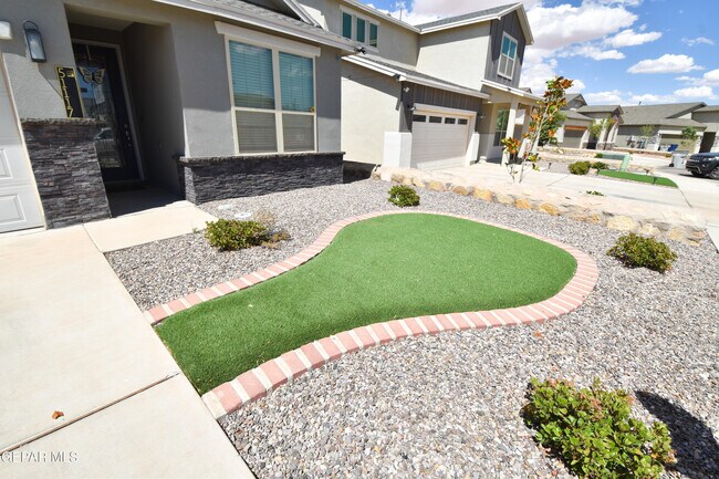 Foto del edificio - 51117 Desert Sunflower Ave
