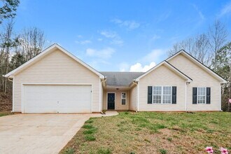 Building Photo - 458 Old Tree Dr