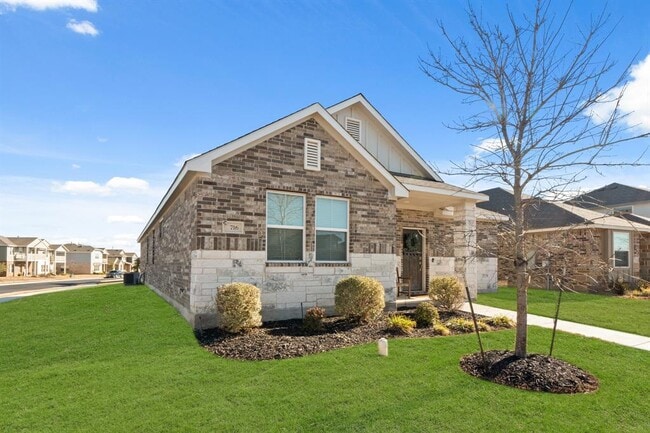 Building Photo - 716 Bridle Creek Dr