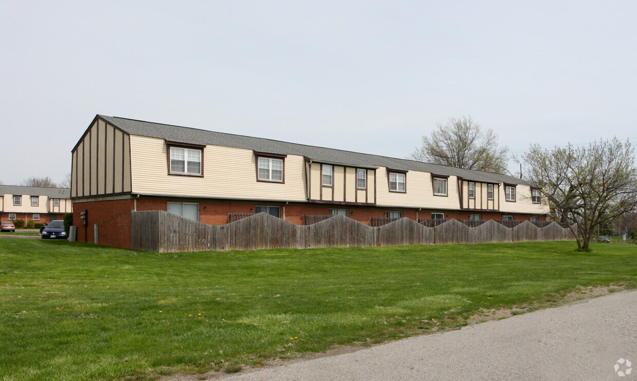 Building Photo - Parkwick  Condominiums