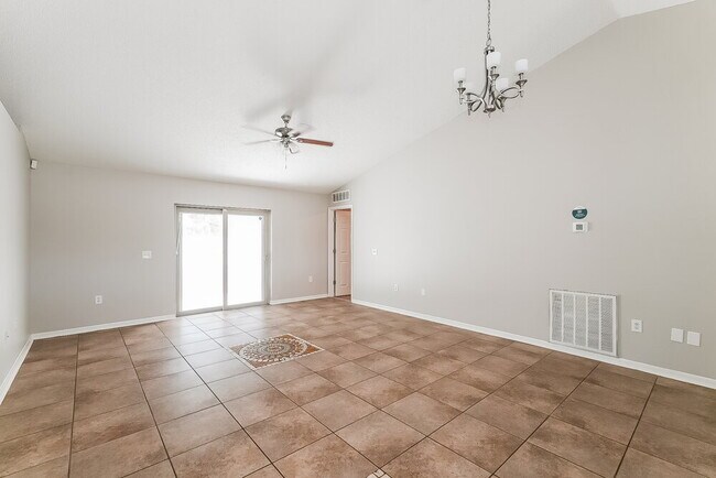 Foto del edificio - 8225 County Line Rd