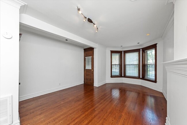 Building Photo - 3744 N Fremont St