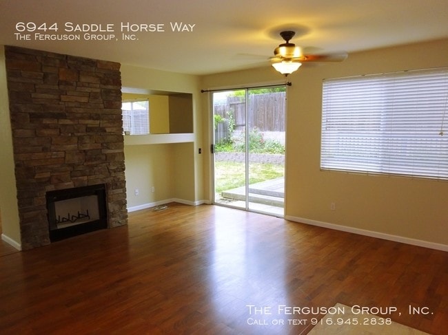 Building Photo - 6944 Saddle Horse Way