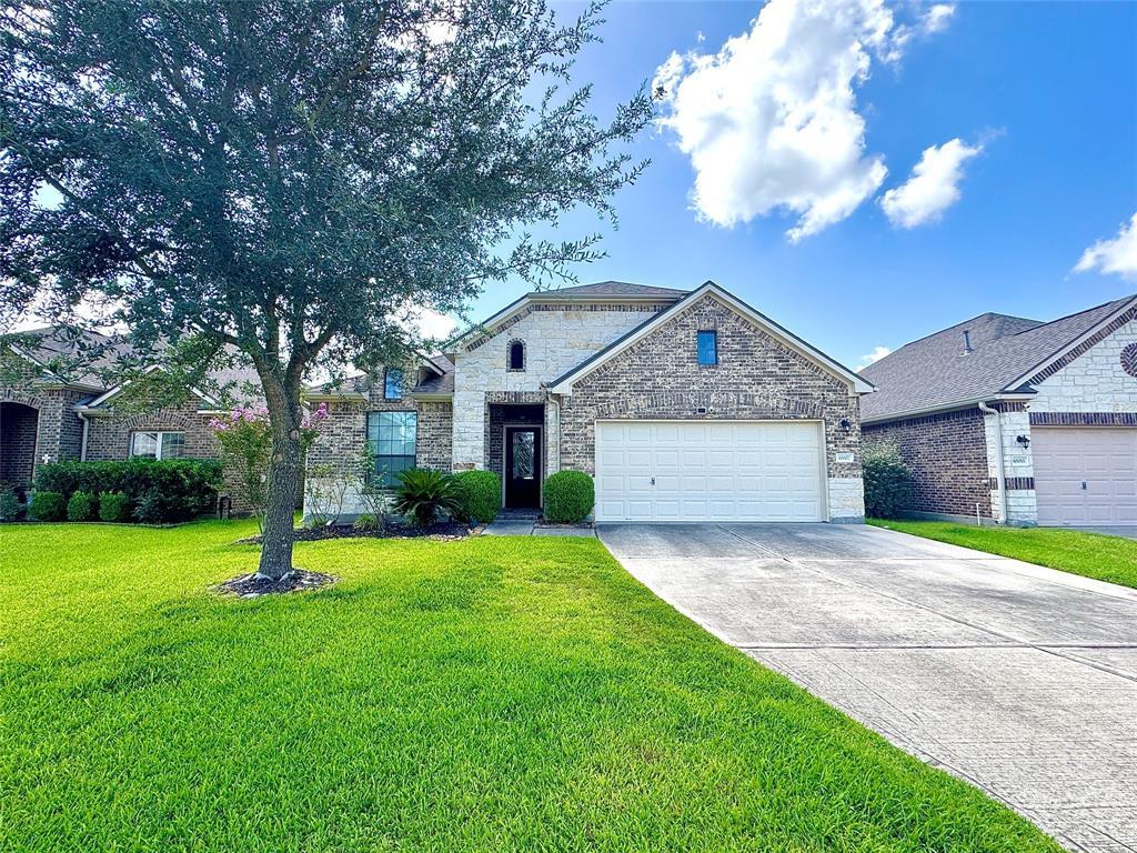 Primary Photo - 10007 Red Tamarack Ln