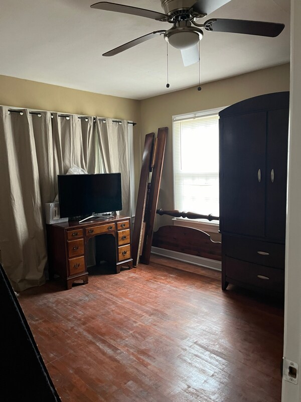 Building Photo - 1045 Ontario St