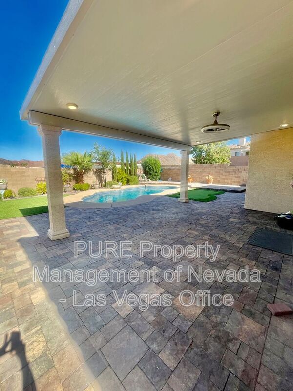 Foto principal - 1128 Via Canale Dr