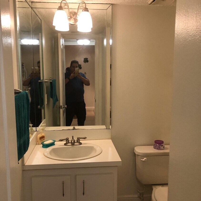 Foto principal - 9231 SW 87th Ave