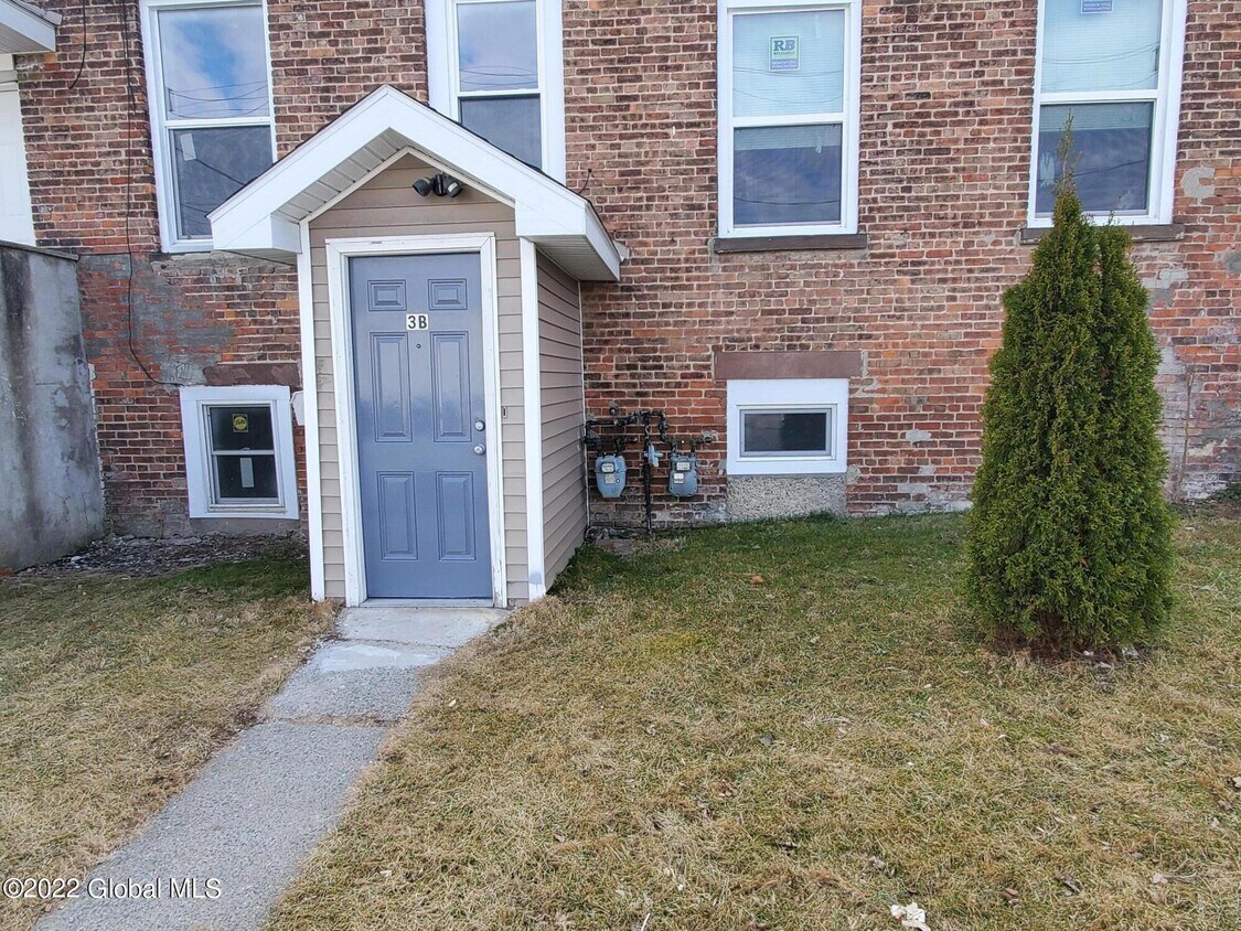 Primary Photo - 3 Essex St