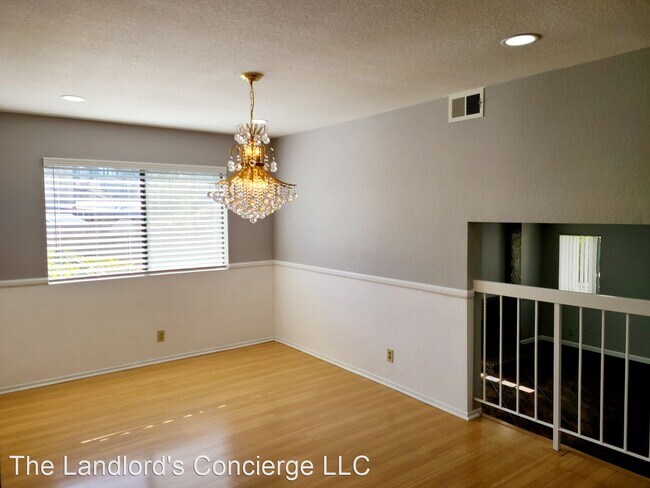 Building Photo - 3 br, 3 bath House - 48 Redrock Ln