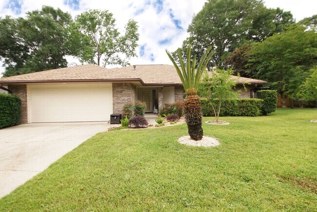 Building Photo - Great Location In Niceville