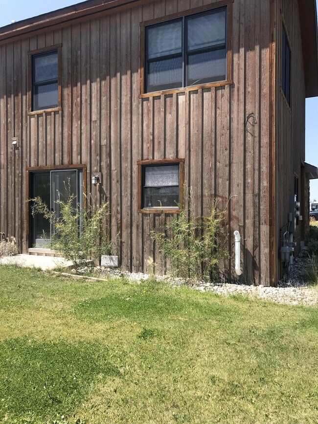 Foto del edificio - 155 Mulligan Ln