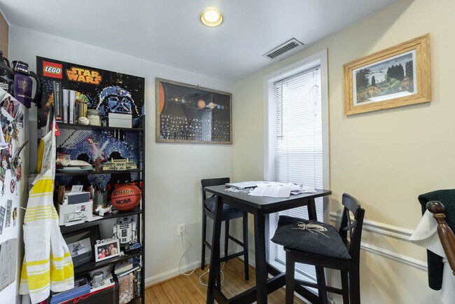 Foto del edificio - 1 Bed / 1 Bath apartment available immedia...