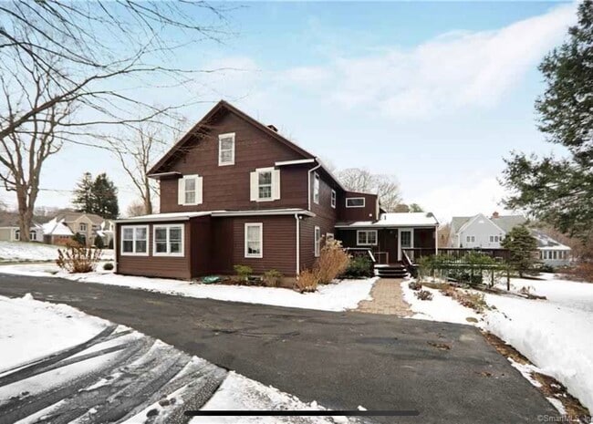 Building Photo - 29 N Hill Rd