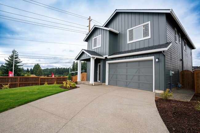 Building Photo - Stunning new construction!