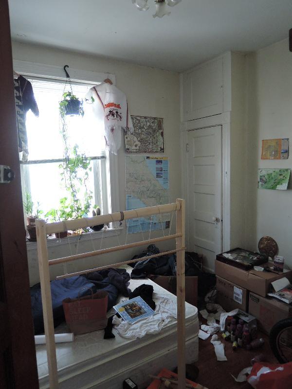 Building Photo - 35 Waverly St