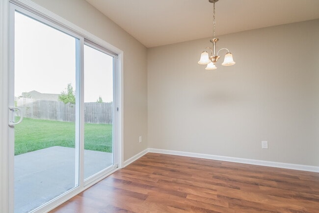 Building Photo - 2014 Cobblestone Dr