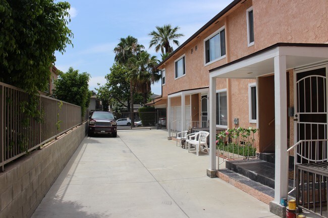 Foto del edificio - 116 N Belmont St