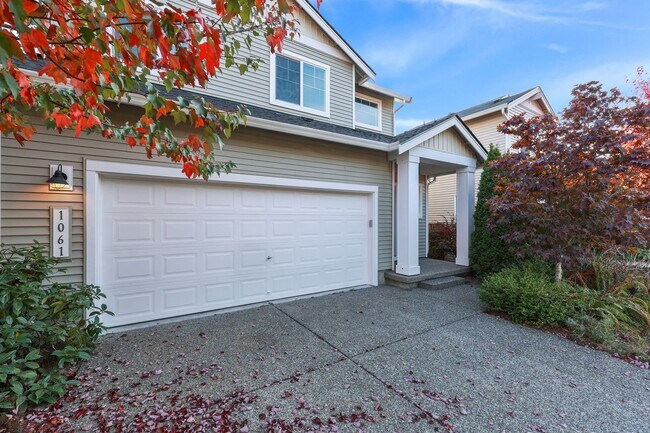 Foto del edificio - Like-New Tumwater Hill Home with A/C - 3 beds, 2.5 baths