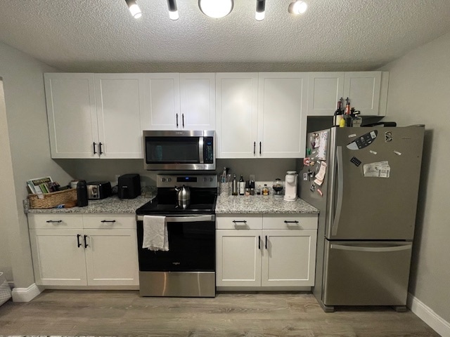 New cabinets & granite - 120 Fisherville Rd